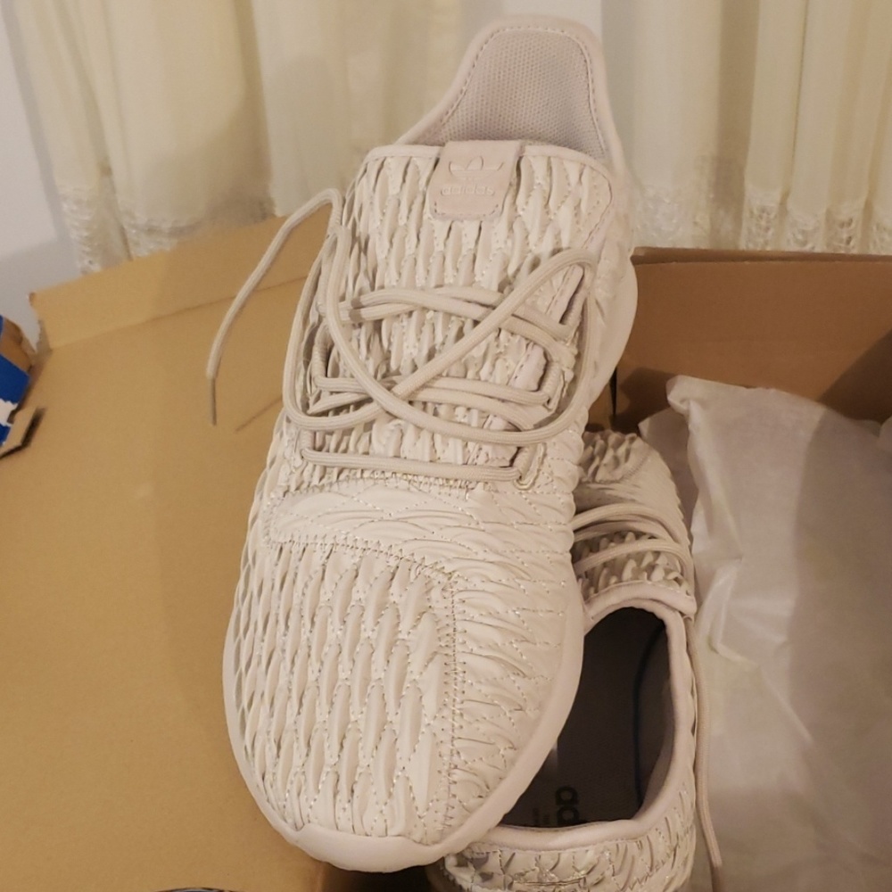 Tubular shadow Adidas